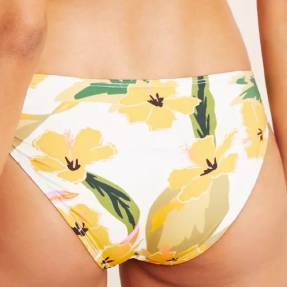 L Space Sandy Bikini Bottoms Size M - Picture 2 of 16